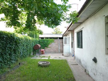 CASA 5 AMBIENTES - OPORTUNDAD