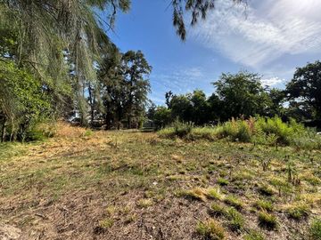 VENTA DE LOTE A METROS  ACCOESTE MORENO PERMUTA