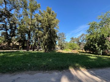 VENTA DE LOTE A METROS  ACCOESTE MORENO PERMUTA