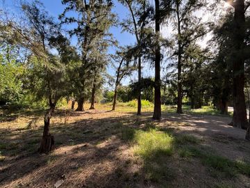 VENTA DE LOTE A METROS  ACCOESTE MORENO PERMUTA