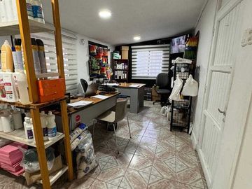 Casa en venta en MACUL
