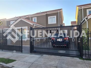 Casa en Venta en Condominio Arrayanes de Nos