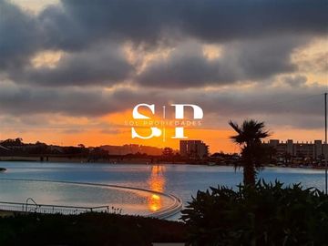 Departamento en Venta en Condominio Laguna Bahía