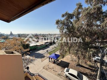Departamento en Venta en Cuatro Álamos / Primera Transversal
