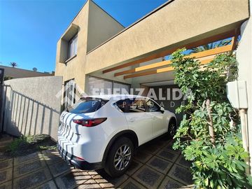 Casa en Venta en Sánchez Fontecilla/ La Condesa/ El Vizconde
