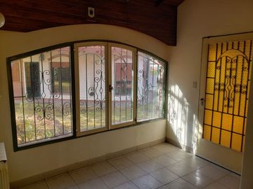 VENTA CASA ZONA ALTO NEUQUÉN