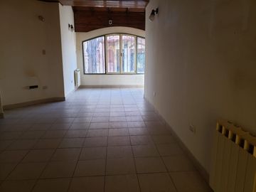 VENTA CASA ZONA ALTO NEUQUÉN