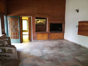 VENTA CASA ZONA ALTO NEUQUÉN