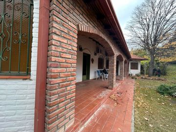VENTA CASA ZONA ALTO NEUQUÉN