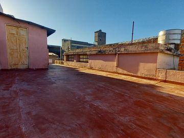 Venta casa 6 ambientes Excelente ubicacion