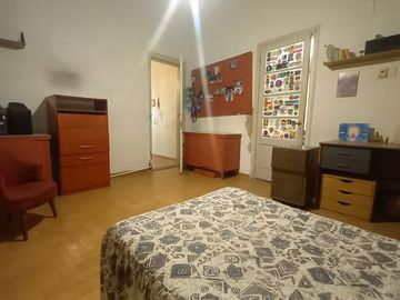 Venta casa 6 ambientes Excelente ubicacion