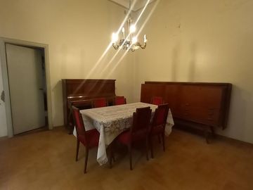 Venta casa 6 ambientes Excelente ubicacion
