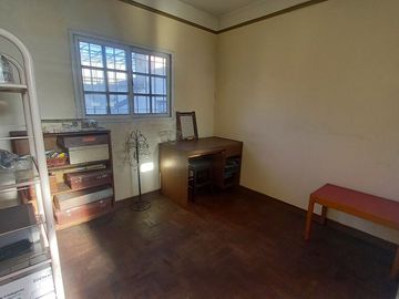 Venta casa 6 ambientes Excelente ubicacion
