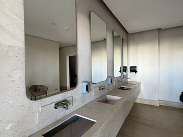 Departamento en venta en Malecon Mazatlan Sin.