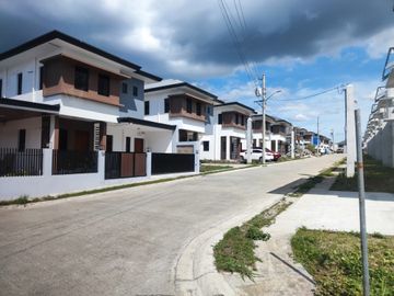 2 Storey Single Attached House & lot For Sale in Malvar Batangas- EA