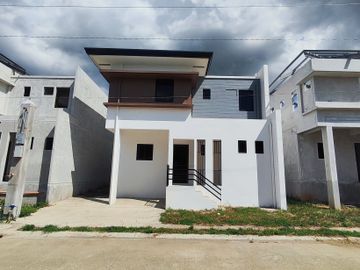 2 Storey Single Attached House & lot For Sale in Malvar Batangas- EA