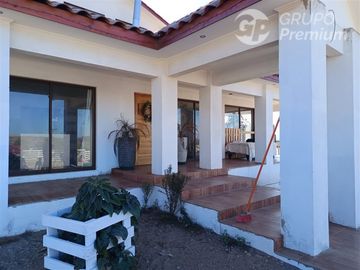 Casa en Venta en (SCL70464)Estancia Punta de Teatinos