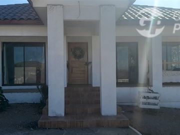 Casa en Venta en (SCL70464)Estancia Punta de Teatinos
