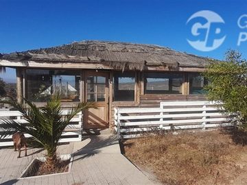 Casa en Venta en (SCL70464)Estancia Punta de Teatinos