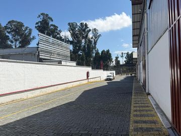 Arriendo Galpón industrial - Sangolquí Valle de Los Chillos, Amaguaña