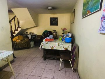 ¡En venta hermosa casa como chalet  en condominio - Sjl!