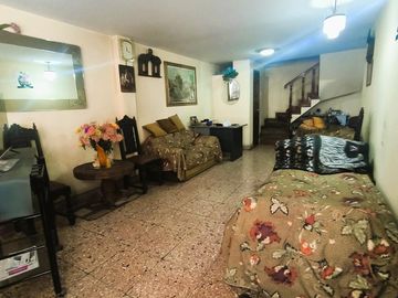 ¡En venta hermosa casa como chalet  en condominio - Sjl!