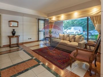 Departamento Duplex, Las Condes 3D+3B+2E+1B
