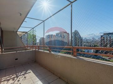 Departamento Duplex, Las Condes 3D+3B+2E+1B