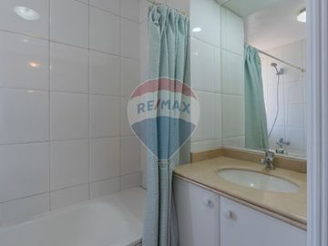 Departamento Duplex, Las Condes 3D+3B+2E+1B