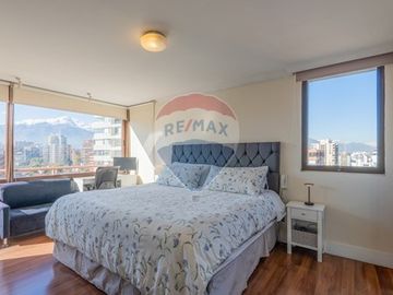 Departamento Duplex, Las Condes 3D+3B+2E+1B