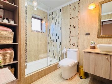 Casa en Venta en VILLA LOS CANTAROS QUILICURA
