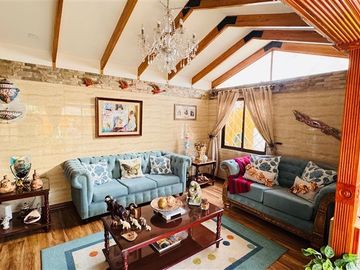Casa en Venta en VILLA LOS CANTAROS QUILICURA