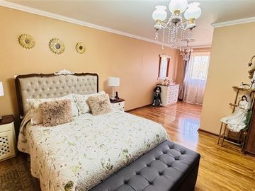 Casa en Venta en VILLA LOS CANTAROS QUILICURA