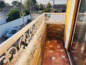 Casa en Venta en VILLA LOS CANTAROS QUILICURA