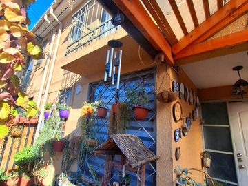 LINDA CASA EN VENTA, UBICADA EN MAIPÚ