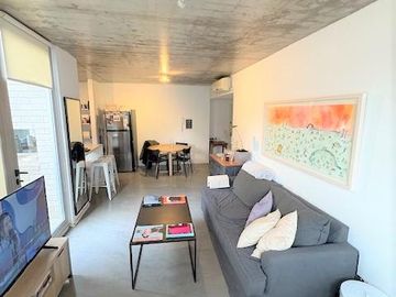 ESPECTAC 2 AMB DE REVISTA 60,77 MTS FTE BCON TZA 2ºBCON BAÑO TOIL PISC PARR