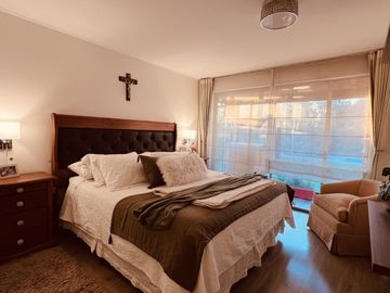CASA TOP ONE EN CONDOMINIO 5D4B PISCINA EN ALTO MACUL
