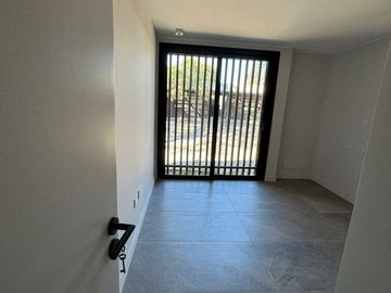 Casa en  Venta 3 Dormitorios 3 Baños en Housing