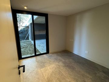 Casa en  Venta 3 Dormitorios 3 Baños en Housing