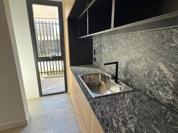 Casa en  Venta 3 Dormitorios 3 Baños en Housing