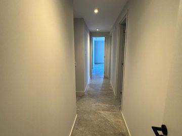 Casa en  Venta 3 Dormitorios 3 Baños en Housing