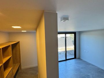 Casa en  Venta 3 Dormitorios 3 Baños en Housing
