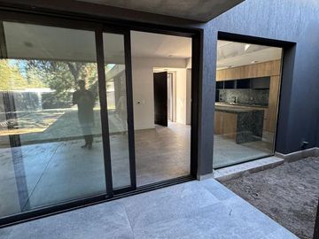 Casa en  Venta 3 Dormitorios 3 Baños en Housing