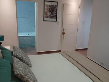Excelente casa en Temperley 4 dormitorios cochera y piscina!!