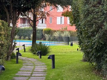 Departamento en  Jardines de San Isidro II