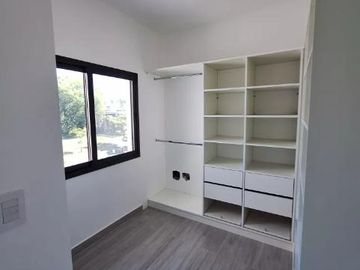 VENTA Casa Pilar Del Este Santa Elisa-Losa Radiante-ESCRITORIO-Moderna-Pileta-Estrenar-FEB 26