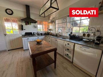 Casa en venta en el Establo