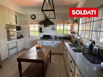 Casa en venta en el Establo