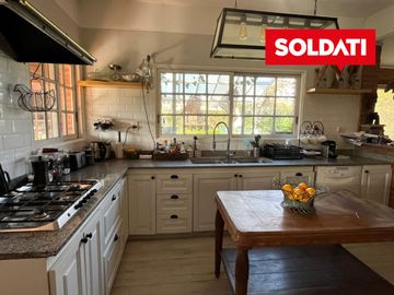 Casa en venta en el Establo