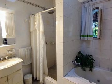 Casa en Venta en Escobar Centro, GBA Norte - 4 Ambientes